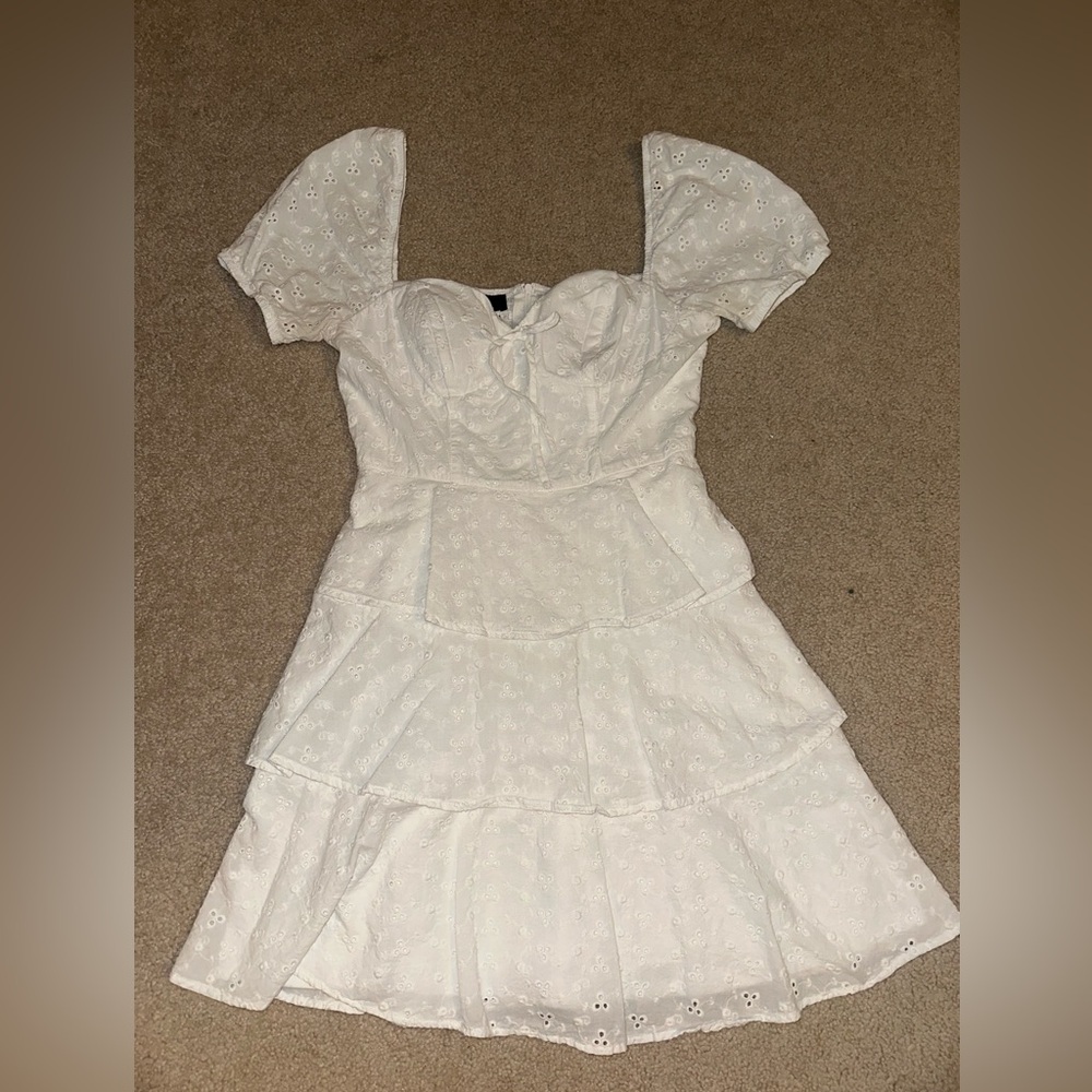 White lace dress